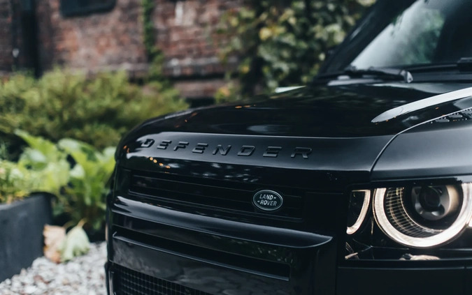 Land Rover Defender cena 749998 przebieg: 9000, rok produkcji 2022 z Ropczyce małe 781